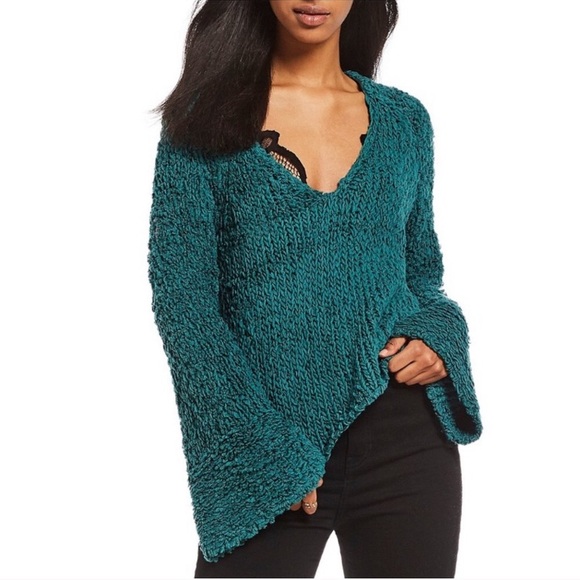 Free People Sweaters - NWT Free People Crop Sweater